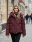 Çift Düğmeli Kapüşonlu Oversize Dolgulu Kadın Mont (Bordo)